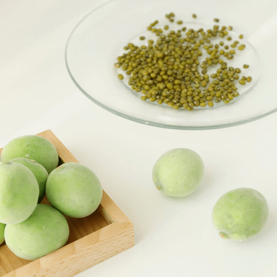 erfrischendes reinigungsgel mit grüner pflaume