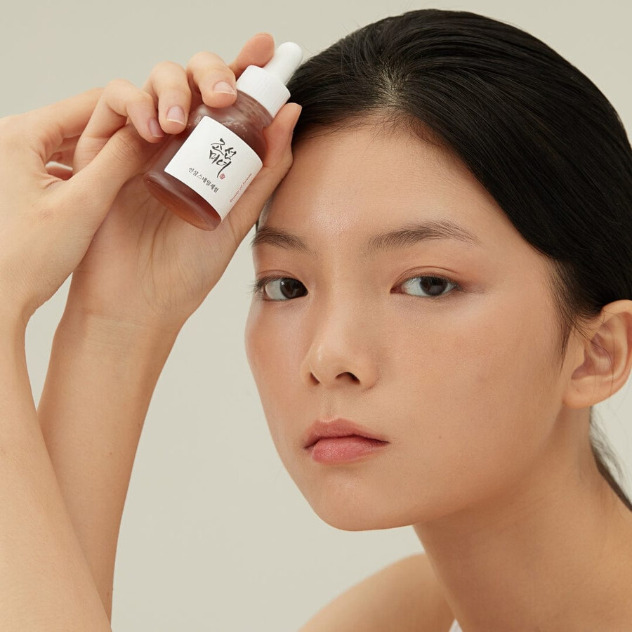 revive serum strafft und erfrischt mit ginseng und schneckenschleim